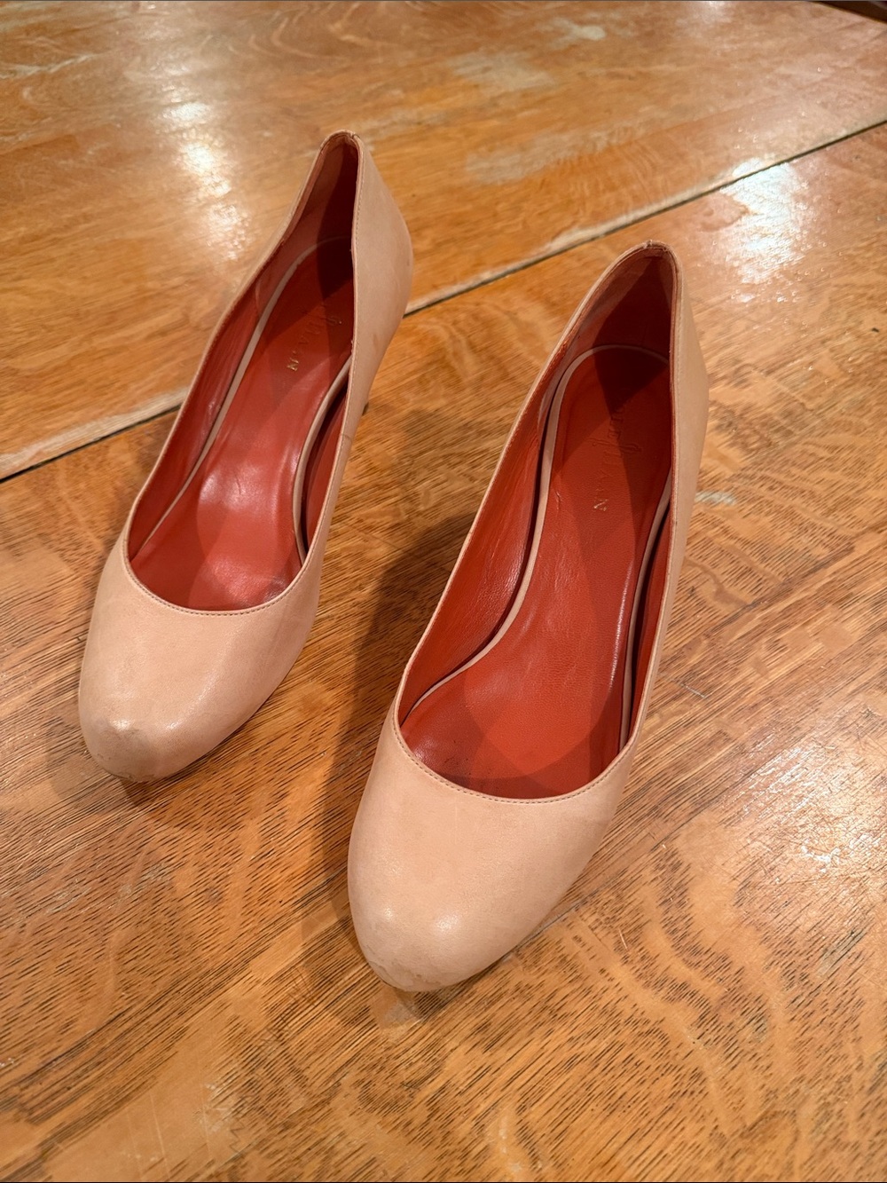 Cole Haan Nike Air Women's Round Toe Nude Pumps